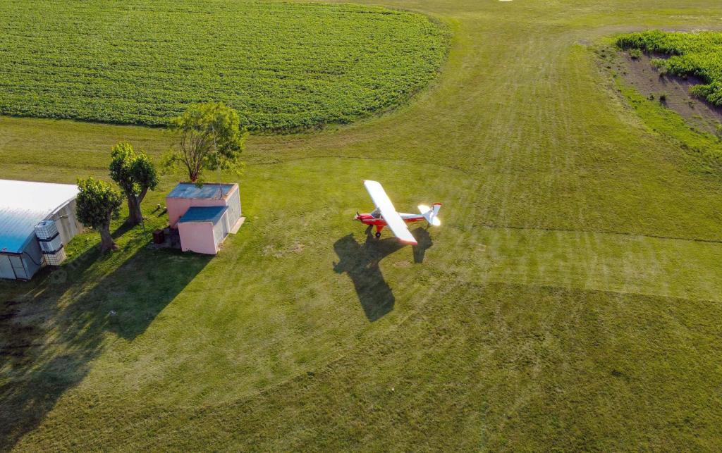 Plane sprayer