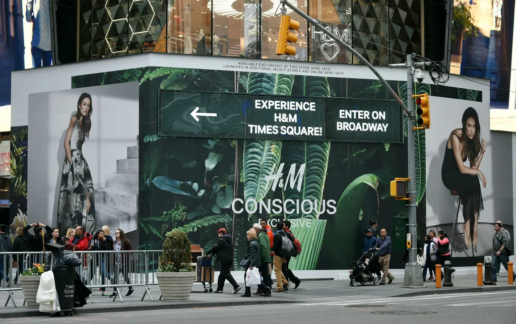A high profile public relations launch by H&M to advertise the opening of The Conscious Pop-Up Shop, New York, USA, April 2015.
