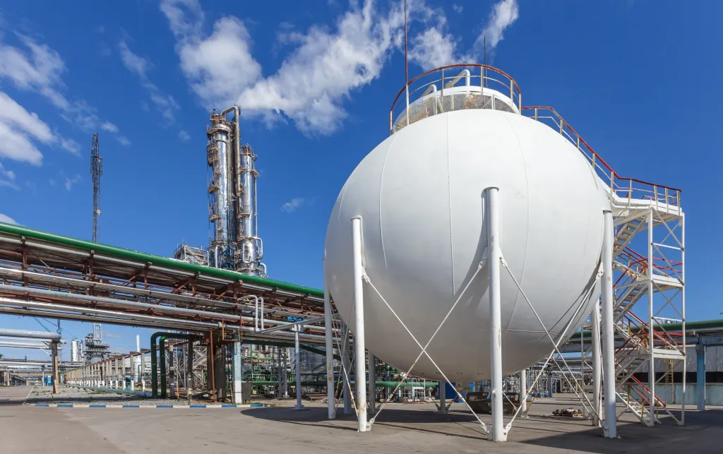  gasholder in chemical plant for the  production of nitrogen-based fertilisers